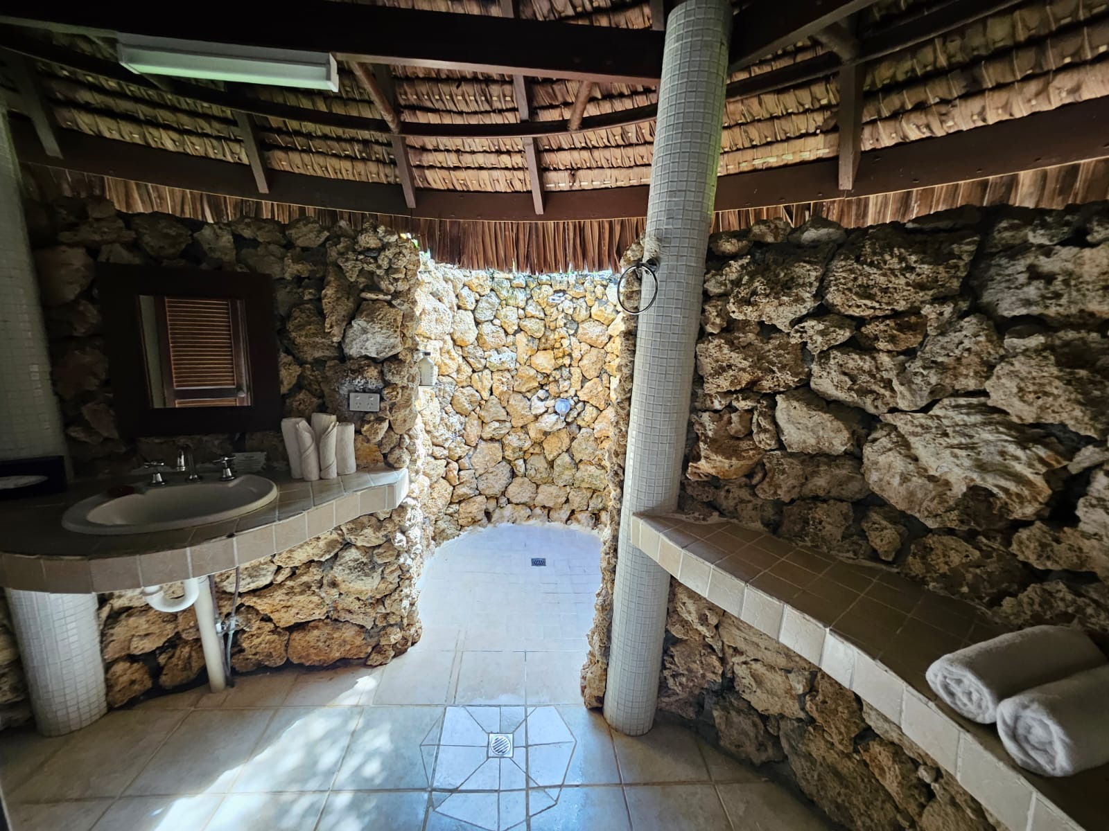 4ec00b9d 885a 47c7 9e90 f68924aab4fb