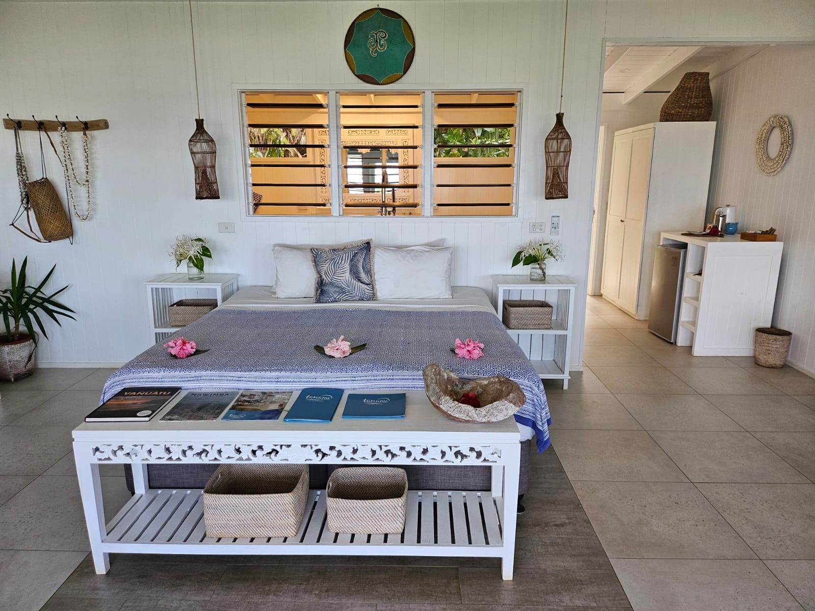 54e3c7b5 eb4c 40d2 bba2 dbf98dacdf55